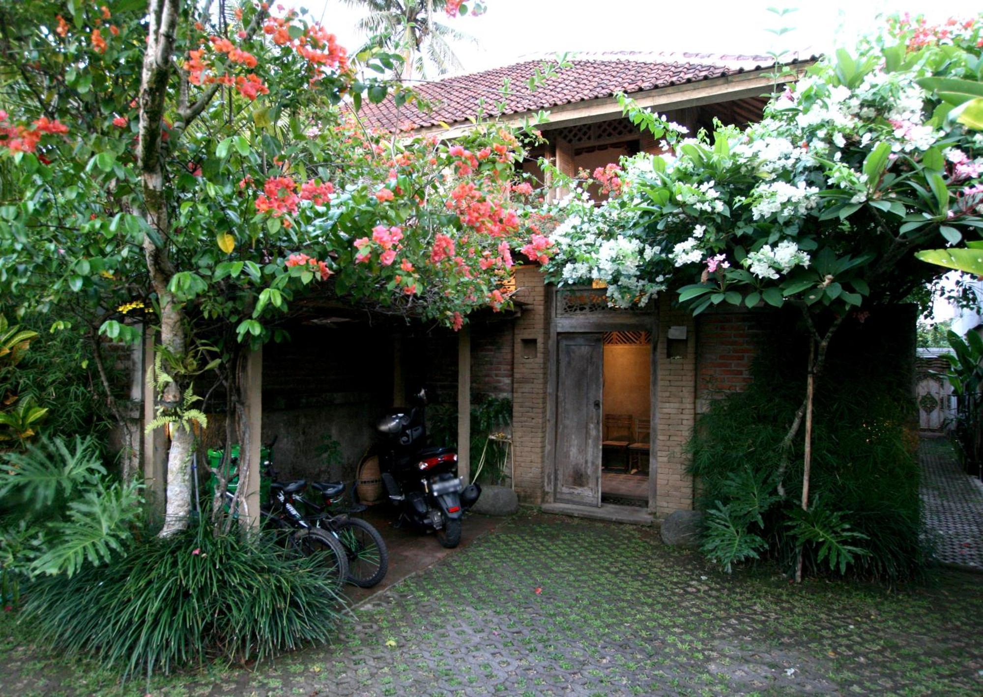 Artist Eco Villa In Ubud  Exterior photo